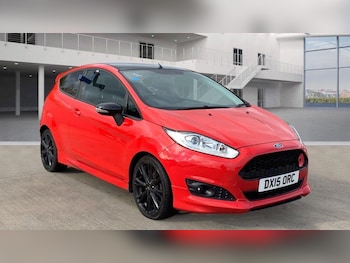 Used Ford Fiesta 2015 for sale - 76360223: Photo