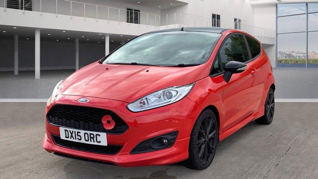 Used Ford Fiesta 2015 for sale - 76360223: Photo 2
