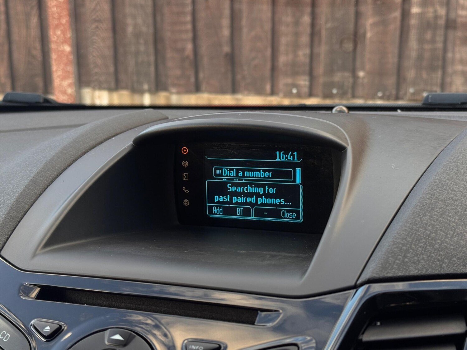 Used Ford Fiesta 2015 for sale - 76360223: Photo 40