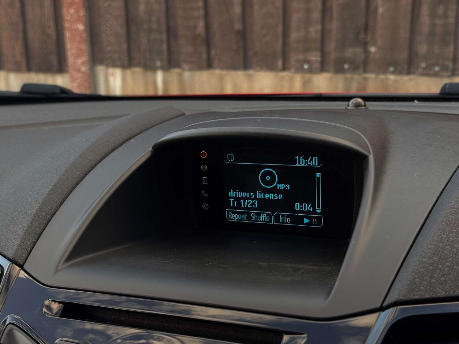 Used Ford Fiesta 2015 for sale - 76360223: Photo 43