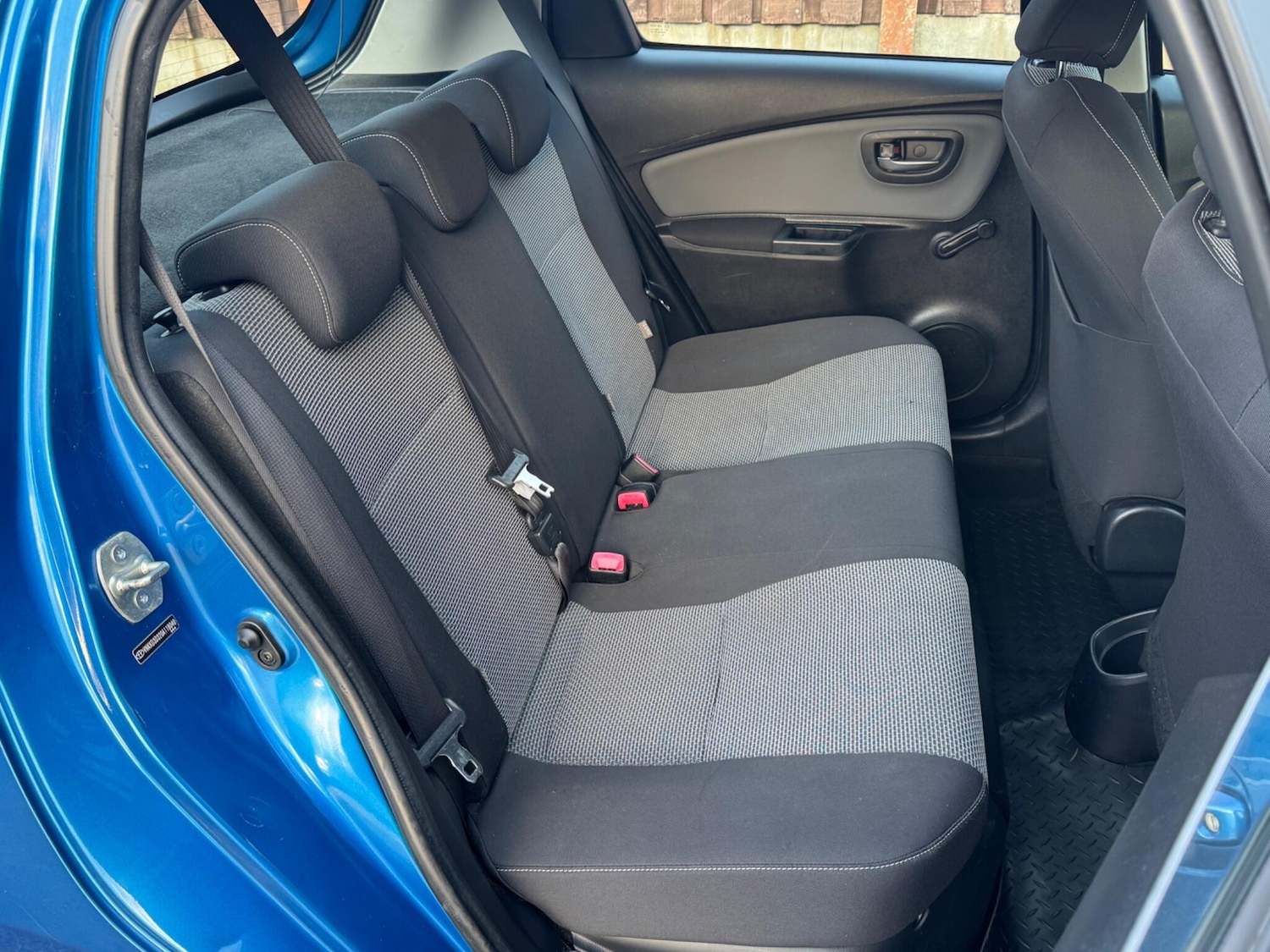 Used Toyota Yaris 2014 for sale - 77021187: Photo 18