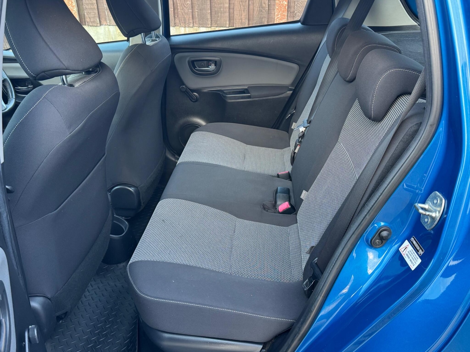 Used Toyota Yaris 2014 for sale - 77021187: Photo 24