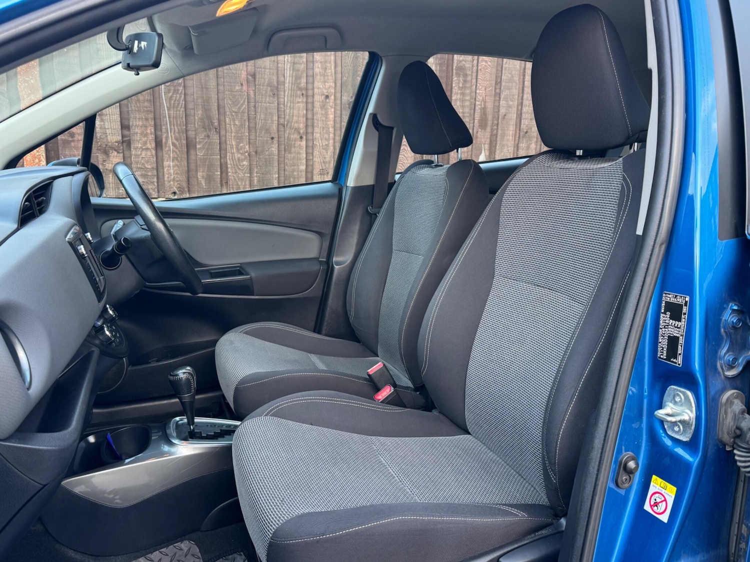 Used Toyota Yaris 2014 for sale - 77021187: Photo 27