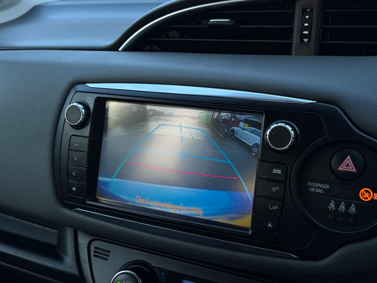 Used Toyota Yaris 2014 for sale - 77021187: Photo 45