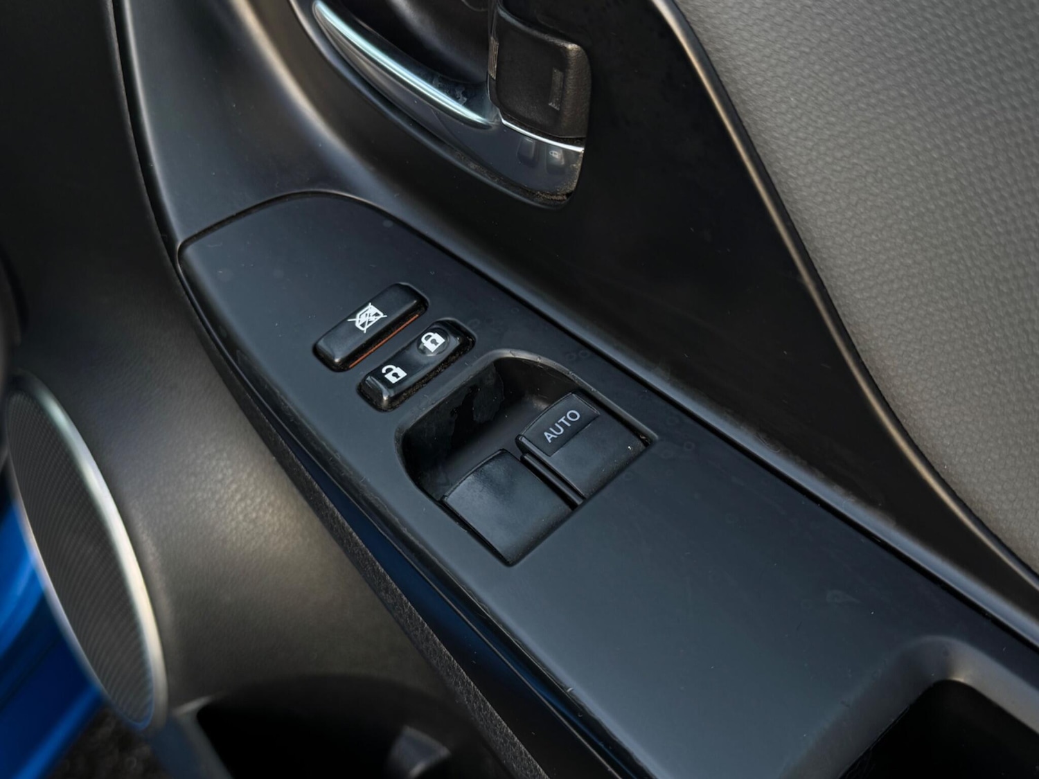 Used Toyota Yaris 2014 for sale - 77021187: Photo 49