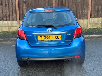 Used Toyota Yaris 2014 for sale - 77021187: Photo