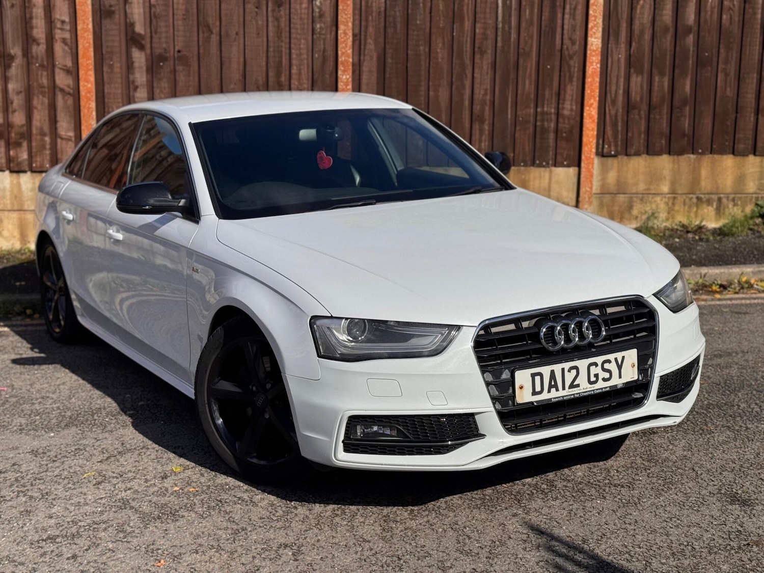 Used Audi A4 2012 for sale - 76024668: Photo 1