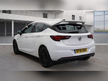 Used Vauxhall Astra 2016 for sale - 77305599: Photo
