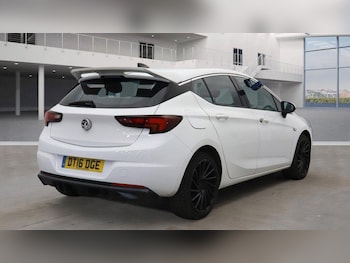 Used Vauxhall Astra 2016 for sale - 77305599: Photo
