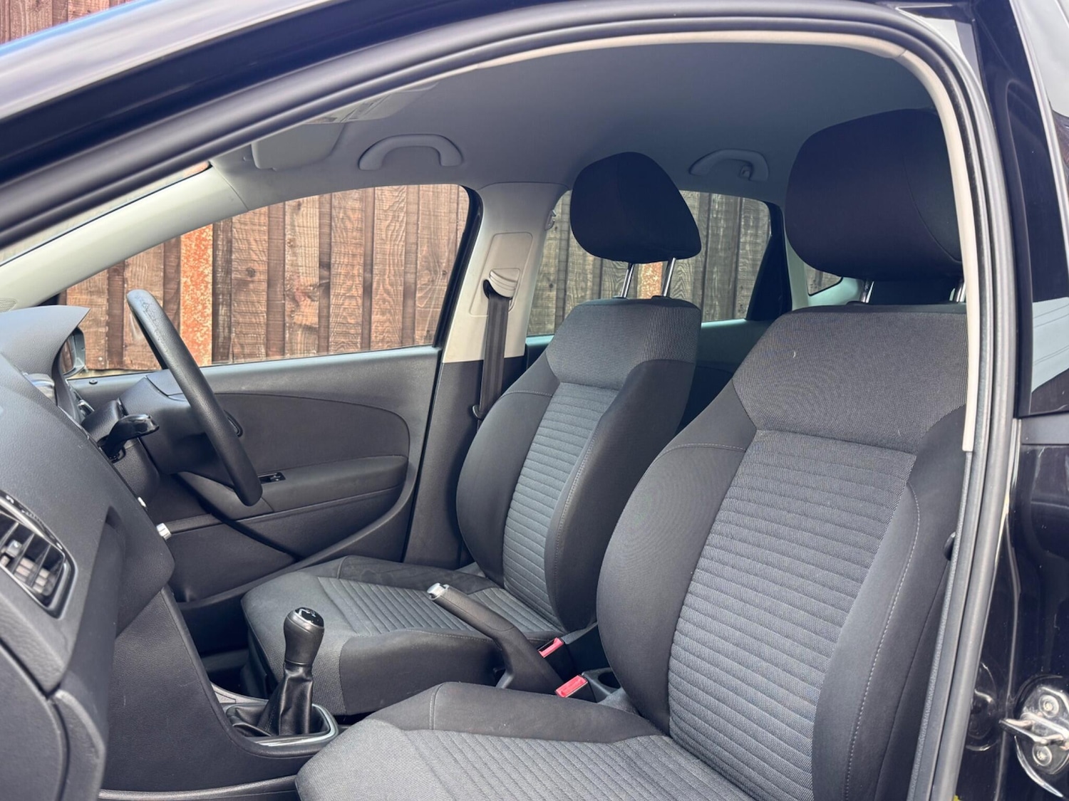 Used Volkswagen Polo for sale - 77242815: Photo 28