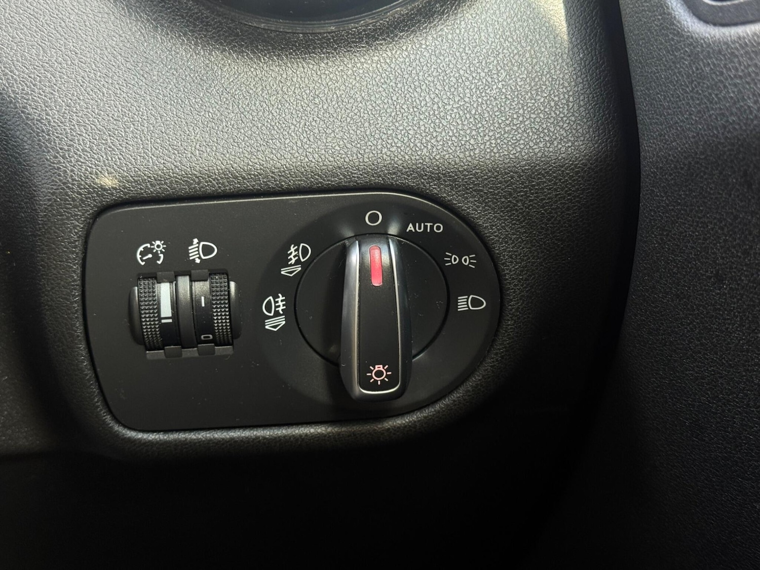 Used Audi A1 for sale - 76995282: Photo 48