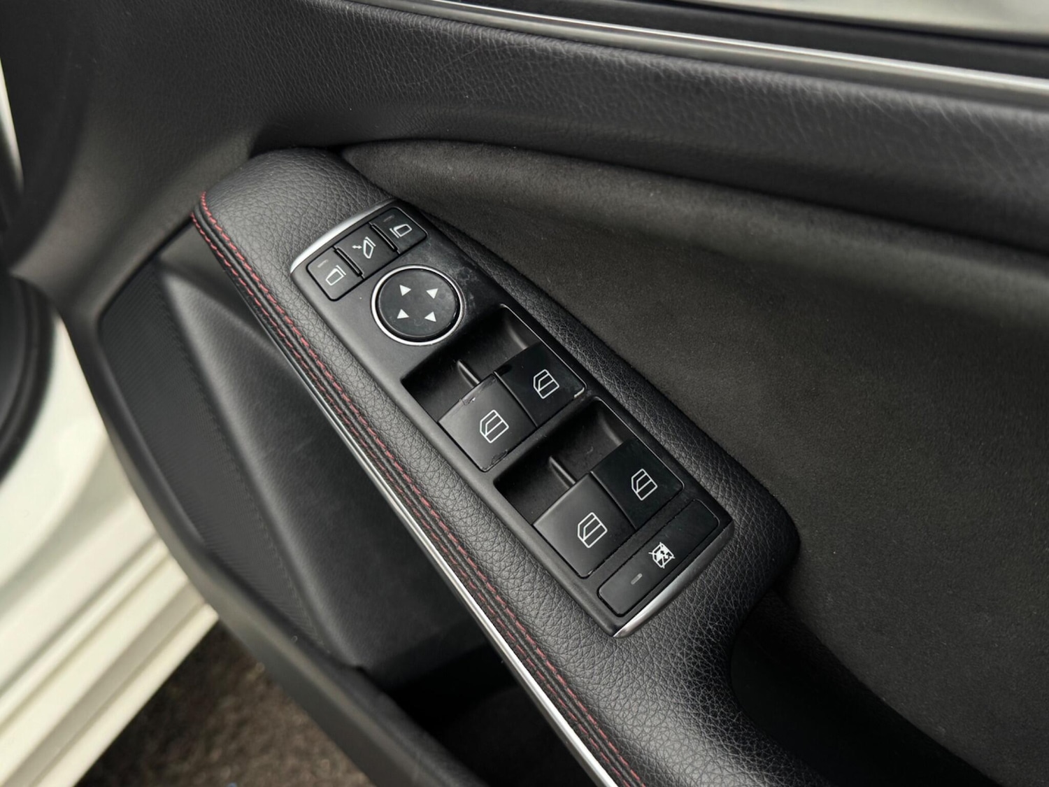 Used Mercedes-Benz A-Class 2016 for sale - 76457809: Photo 63