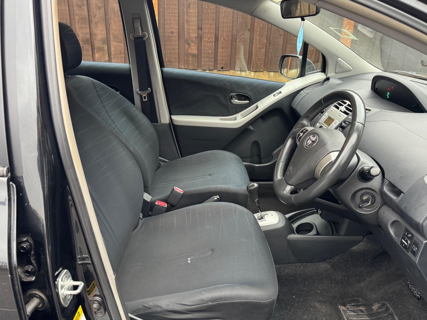 Used Toyota Yaris 2008 for sale - 76995888: Photo 13