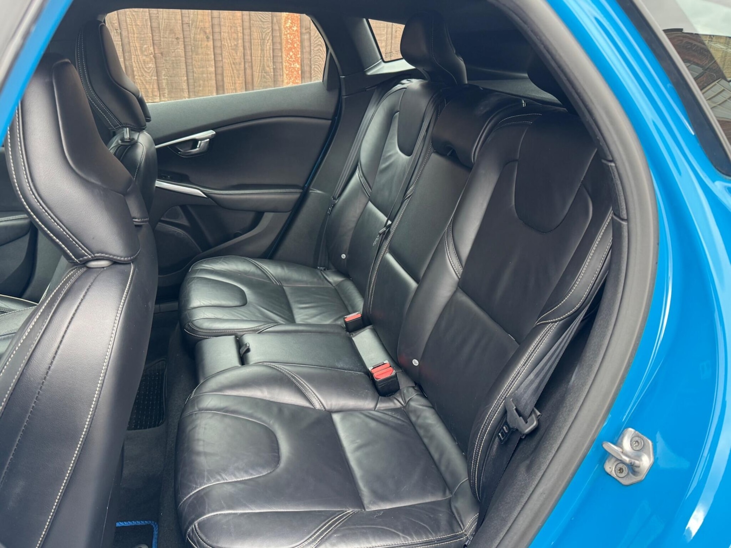 Used Volvo V40 2015 for sale - 77839508: Photo 23