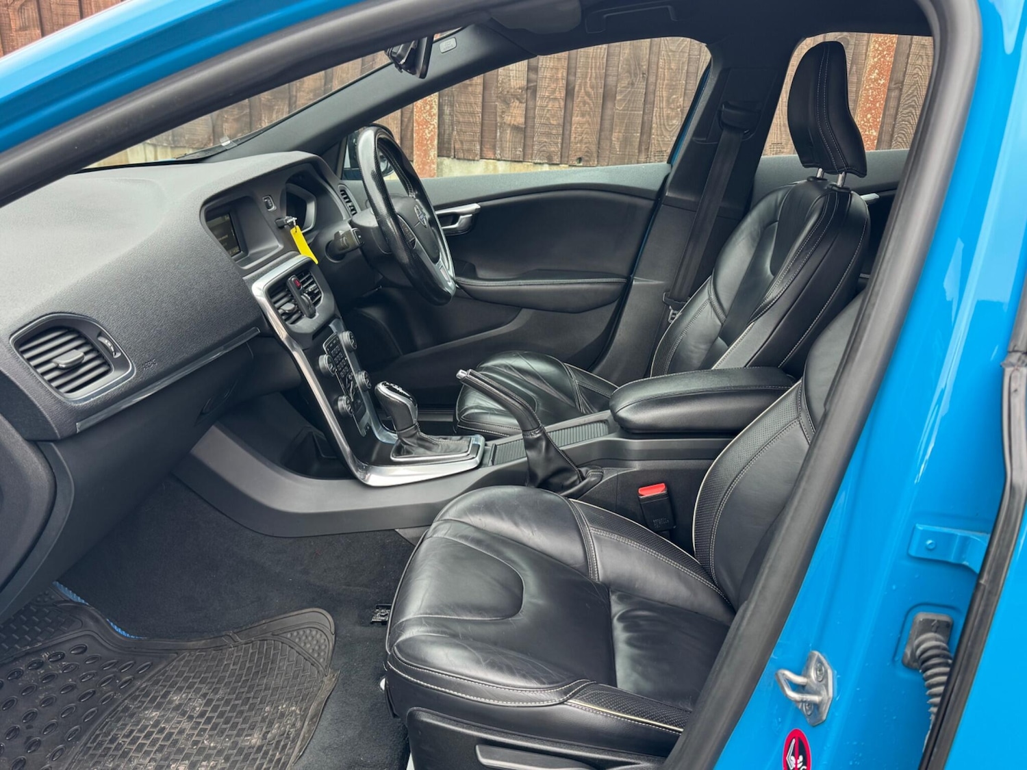 Used Volvo V40 2015 for sale - 77839508: Photo 26