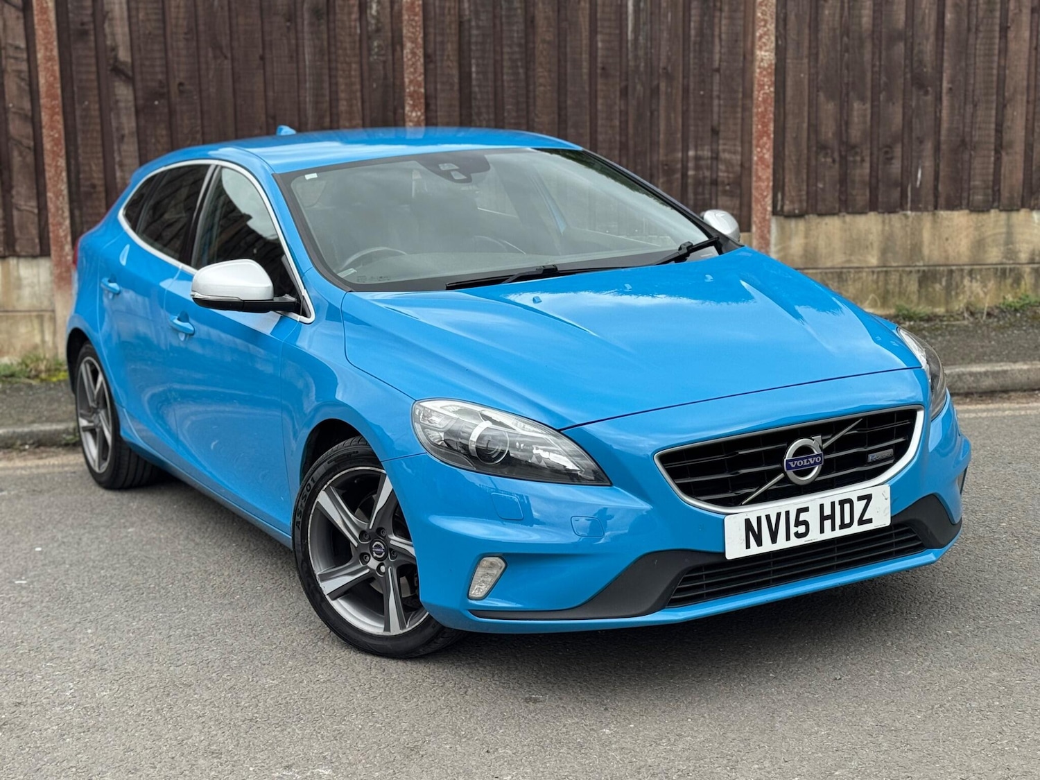 Used Volvo V40 2015 for sale - 77839508: Photo 56