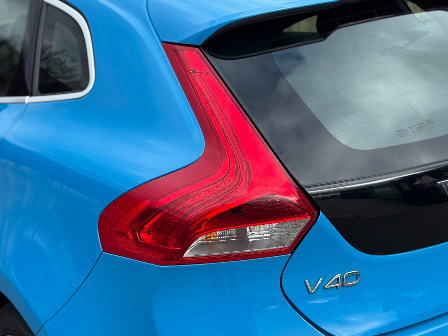 Used Volvo V40 2015 for sale - 77839508: Photo 58