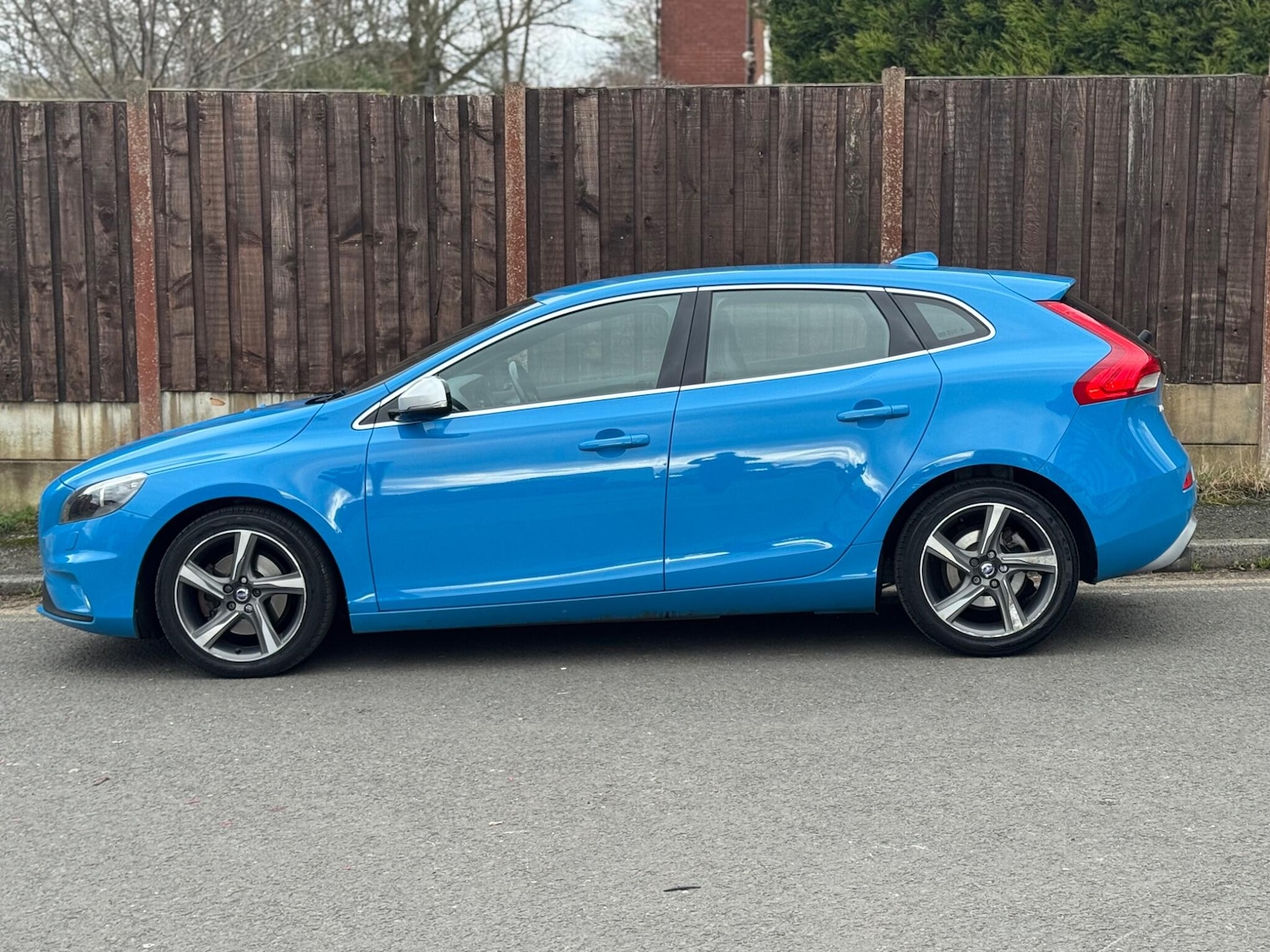 Used Volvo V40 2015 for sale - 77839508: Photo 7