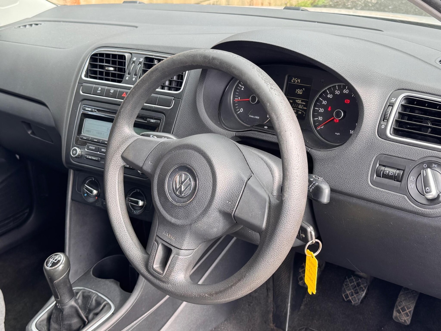 Used Volkswagen Polo 2010 for sale - 77238236: Photo 11