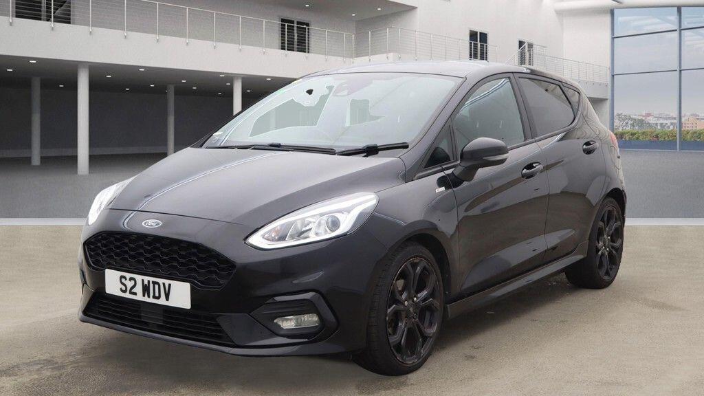 Used Ford Fiesta 2018 for sale - 76440641: Photo 2