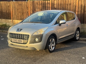Used Peugeot 3008 2010 for sale - 76780793: Photo