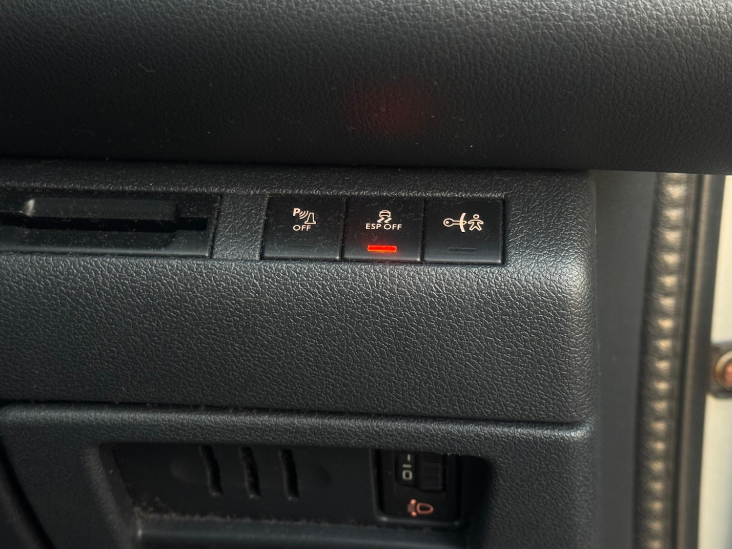 Used Peugeot 3008 2010 for sale - 76780793: Photo 45