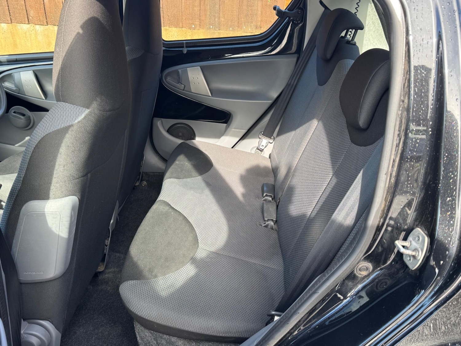 Used Toyota AYGO 2007 for sale - 78020405: Photo 23