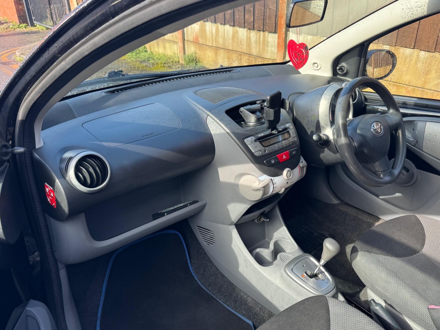 Used Toyota AYGO 2007 for sale - 78020405: Photo 30