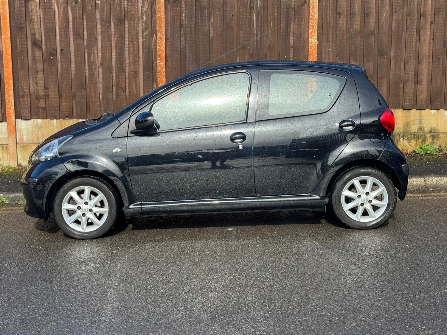 Used Toyota AYGO 2007 for sale - 78020405: Photo 7
