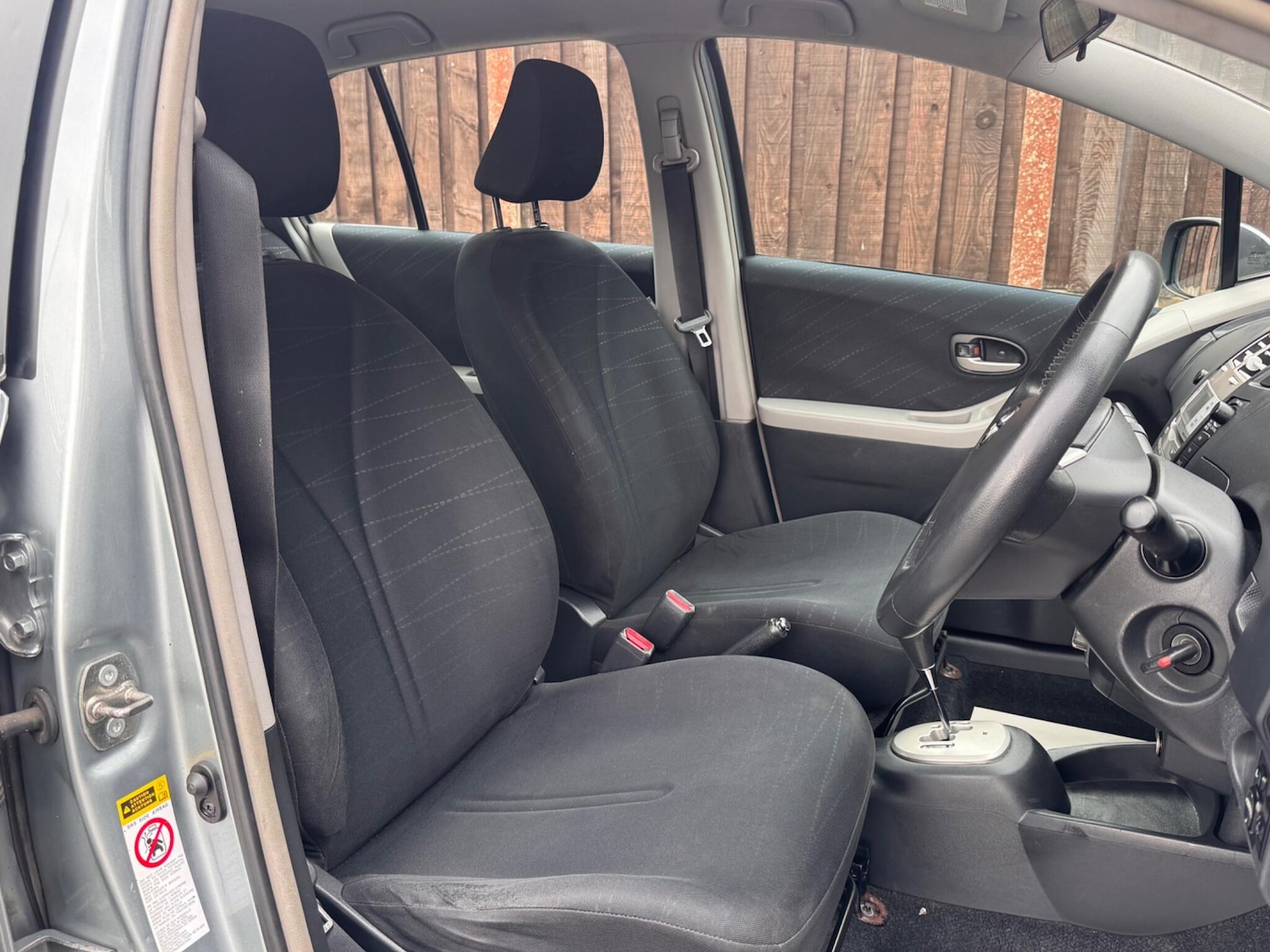 Used Toyota Yaris 2007 for sale - 76727691: Photo 14