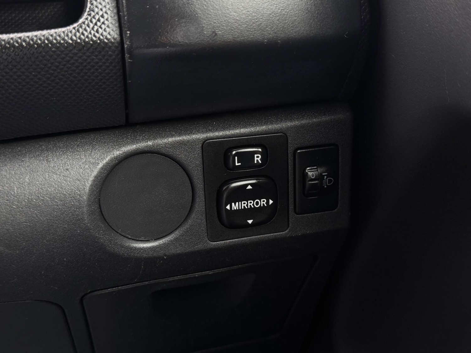 Used Toyota Yaris 2007 for sale - 76727691: Photo 41