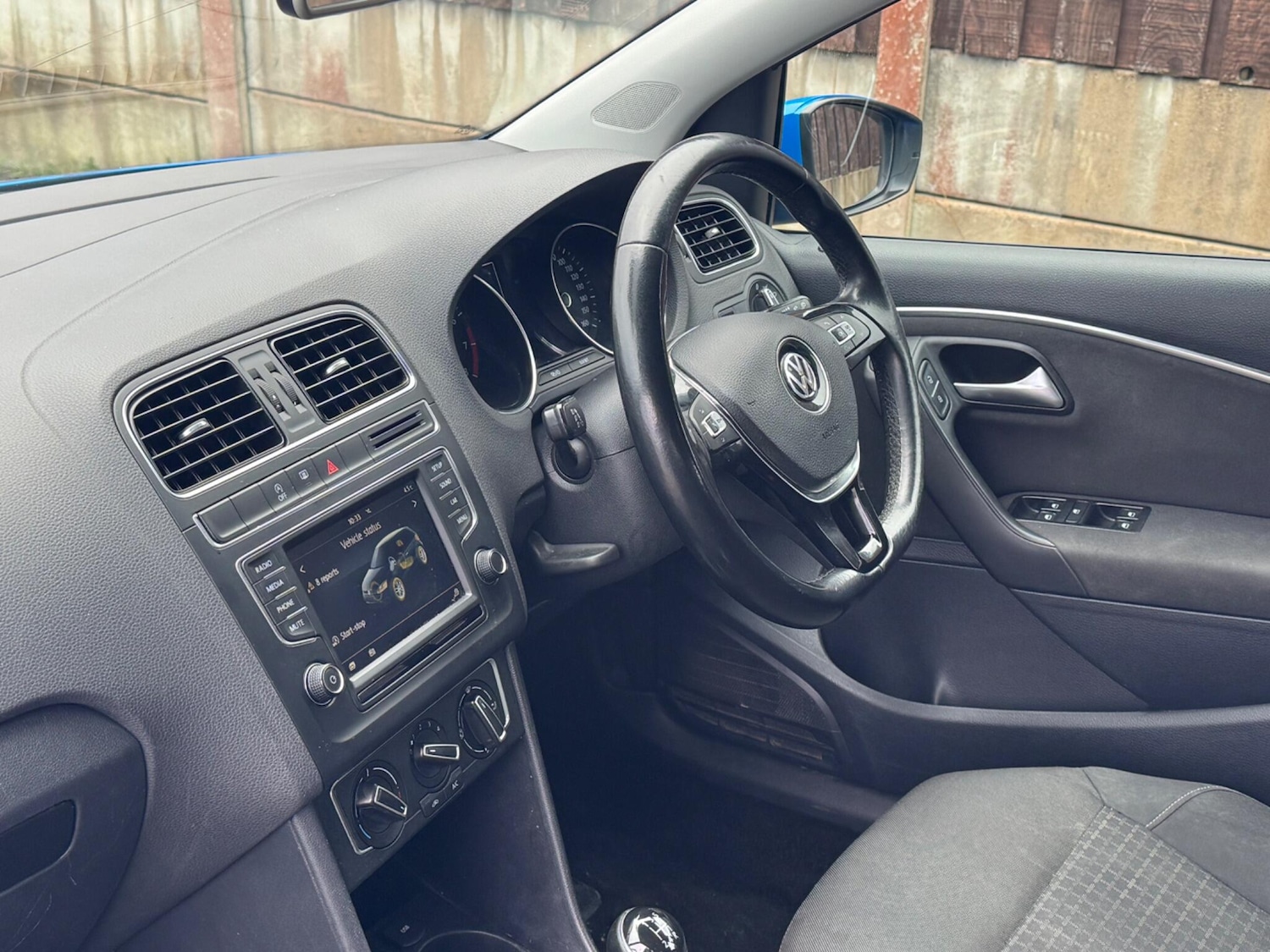 Used Volkswagen Polo 2015 for sale - 77305071: Photo 31