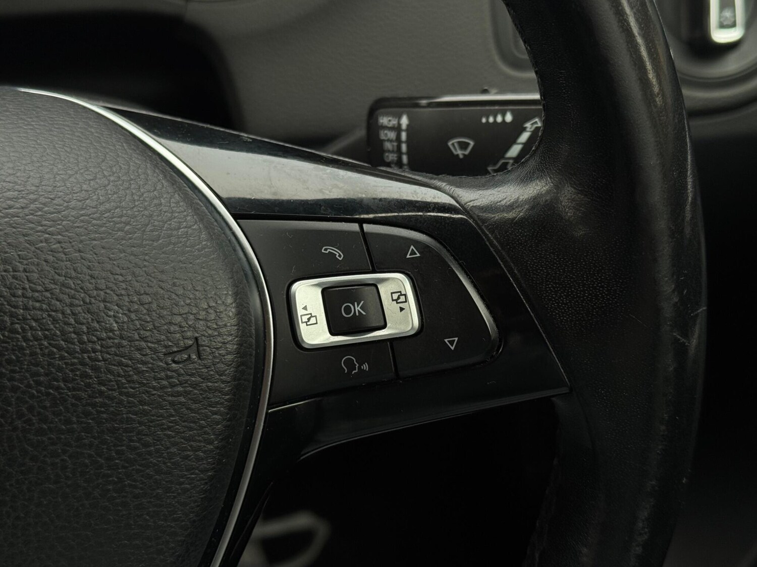 Used Volkswagen Polo 2015 for sale - 77305071: Photo 37