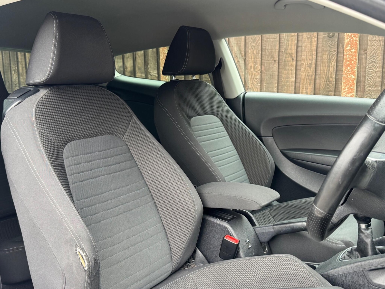 Used Volkswagen Scirocco 2012 for sale - 77799382: Photo 16