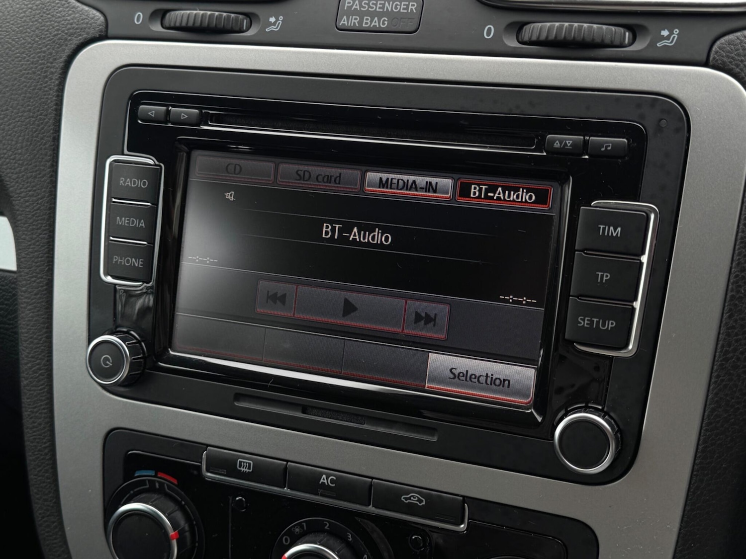 Used Volkswagen Scirocco 2012 for sale - 77799382: Photo 40