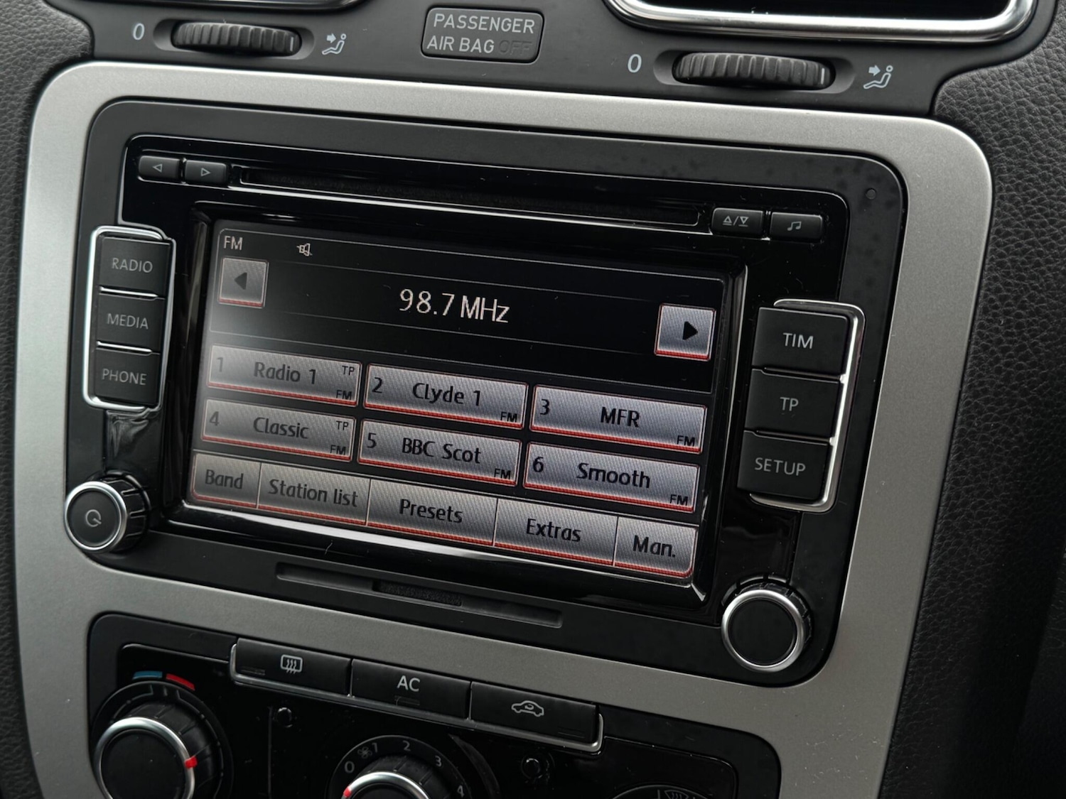 Used Volkswagen Scirocco 2012 for sale - 77799382: Photo 41