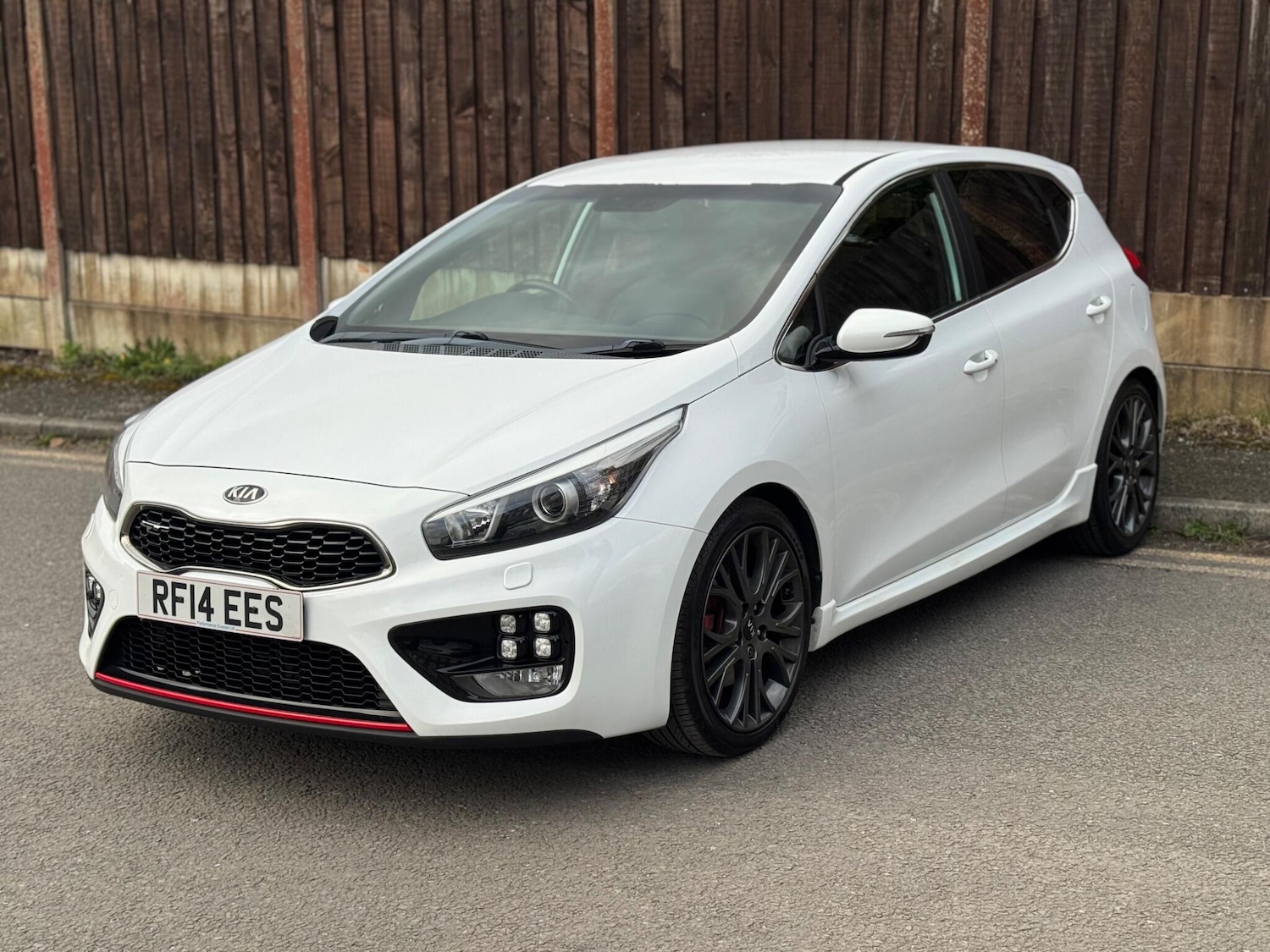 Used Kia Ceed for sale - 78047629: Photo 2