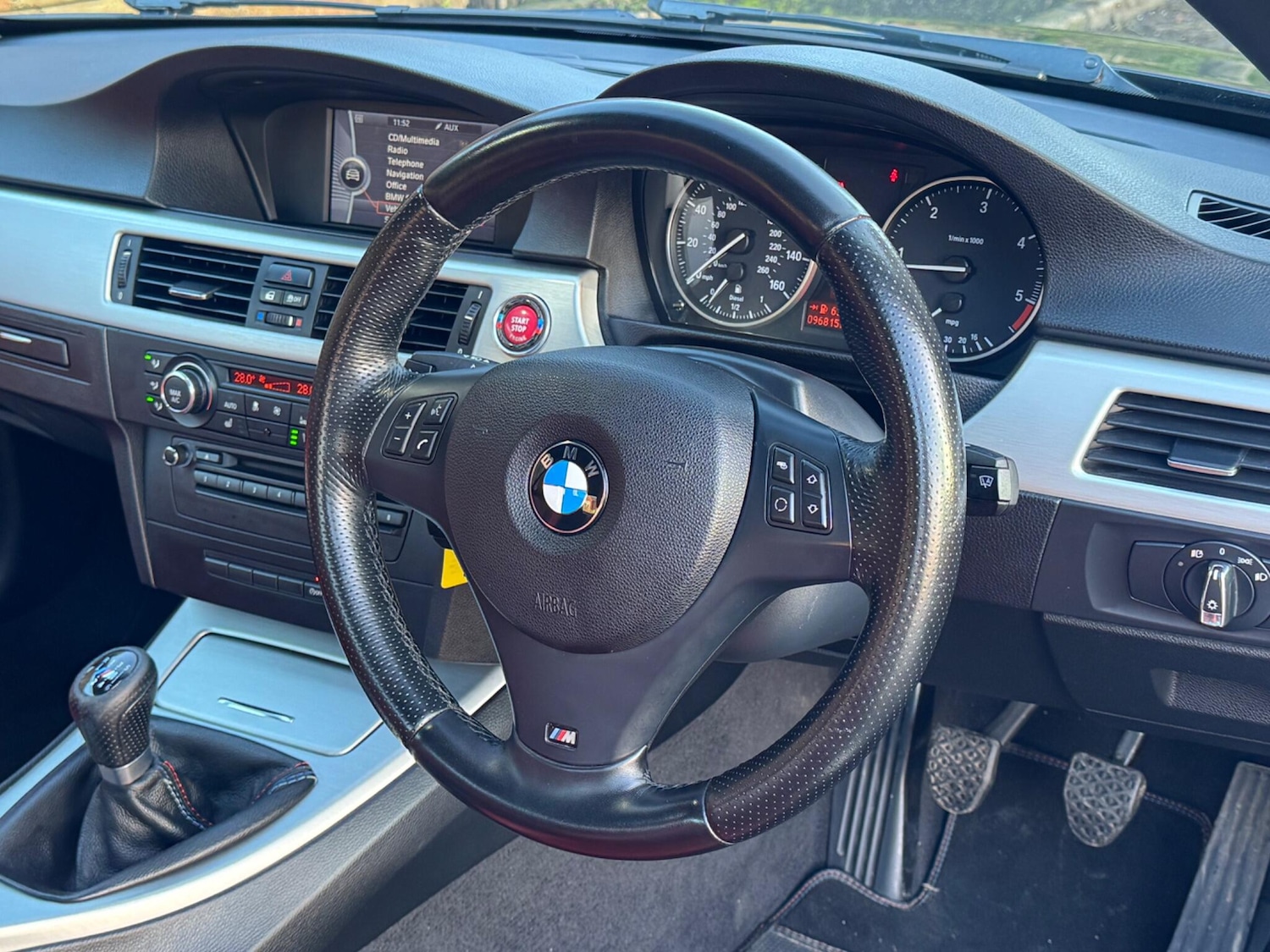 Used BMW 3 Series 2012 for sale - 77017114: Photo 19