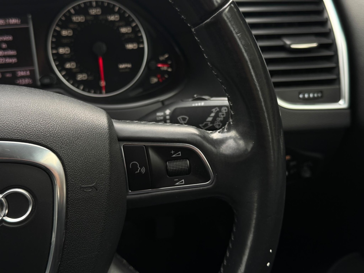 Used Audi Q5 2011 for sale - 78185473: Photo 38