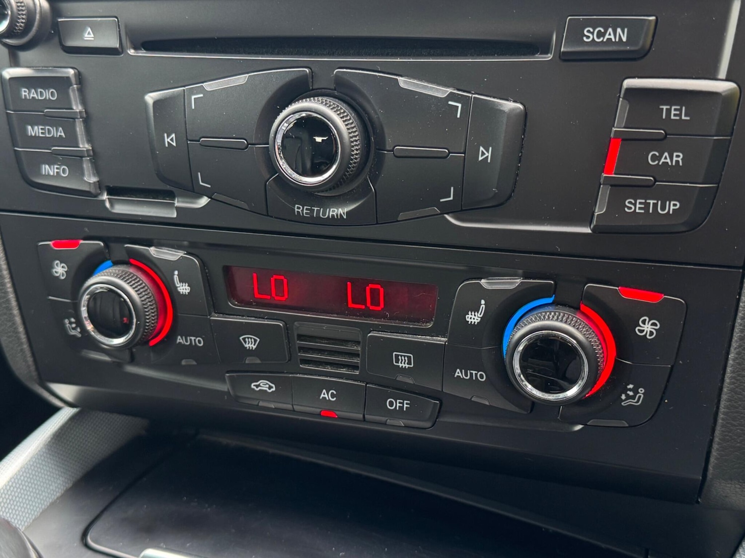 Used Audi Q5 2011 for sale - 78185473: Photo 45