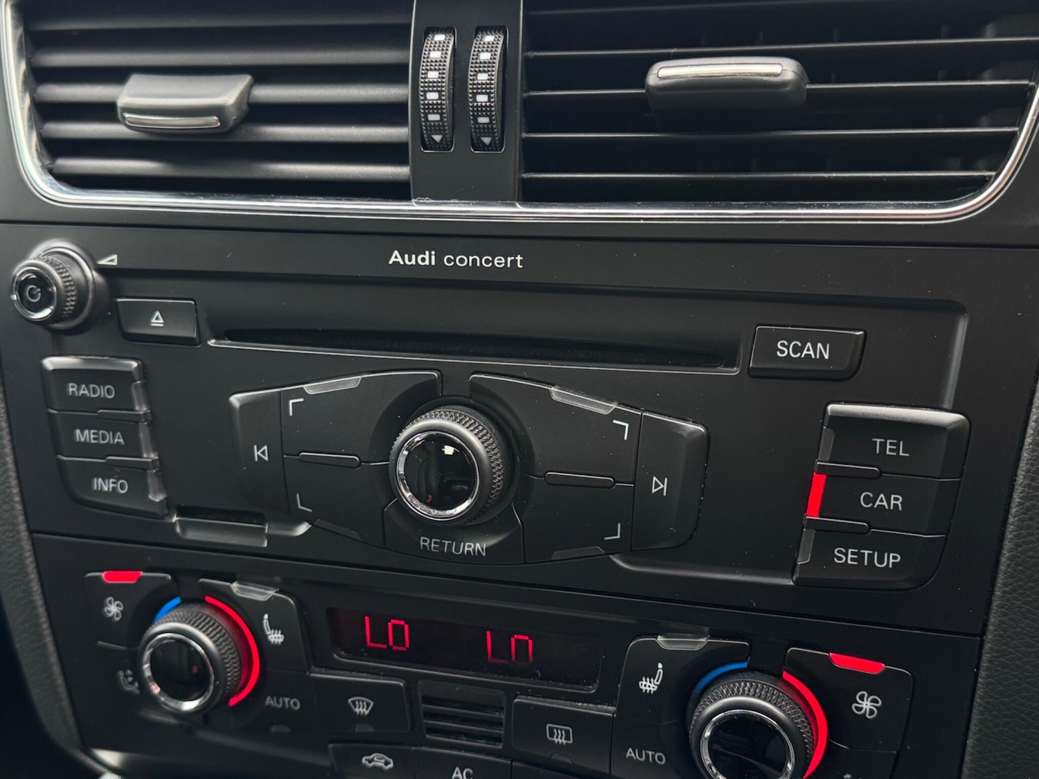 Used Audi Q5 2011 for sale - 78185473: Photo 46