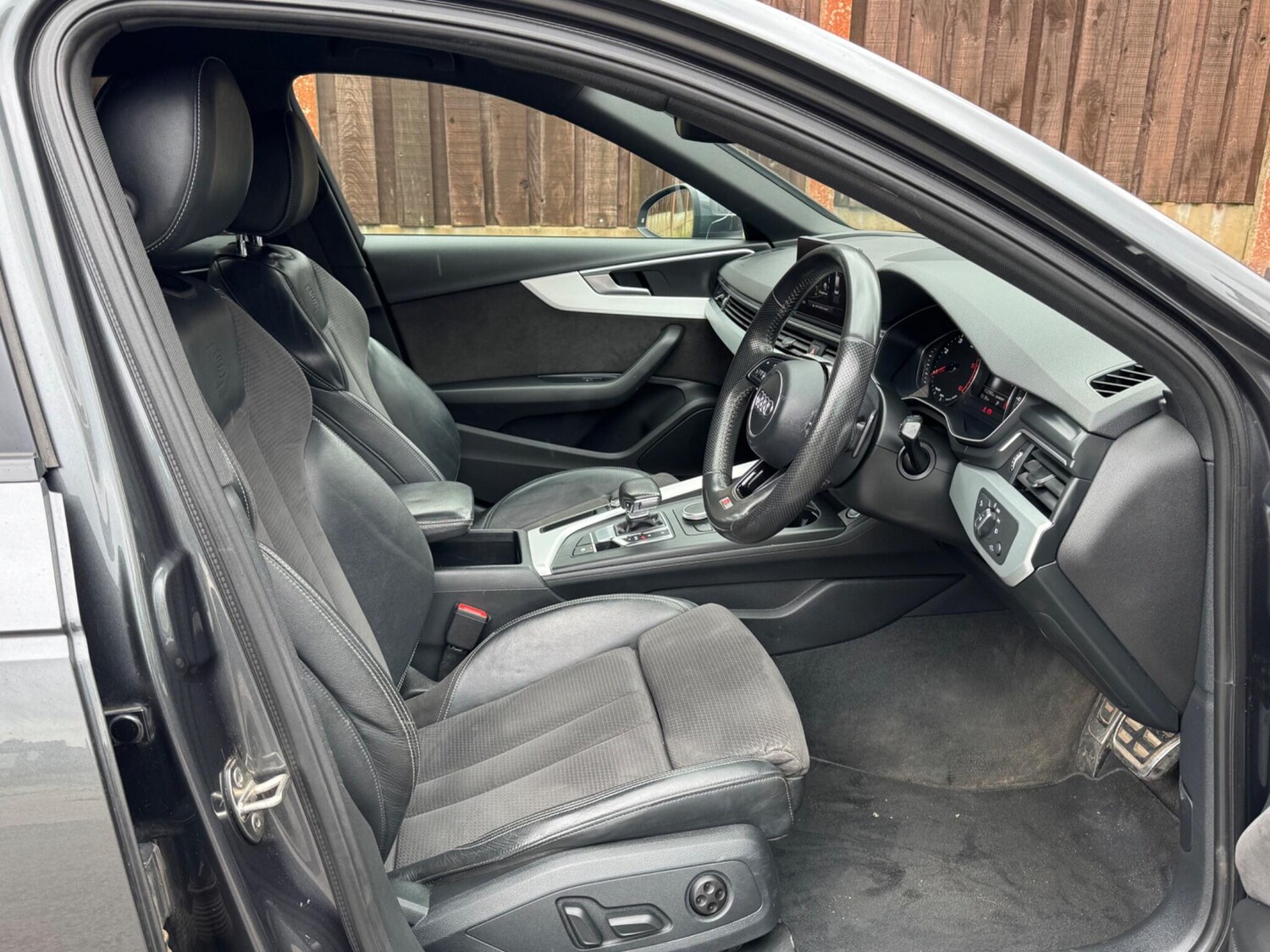 Used Audi A4 2018 for sale - 77939781: Photo 14