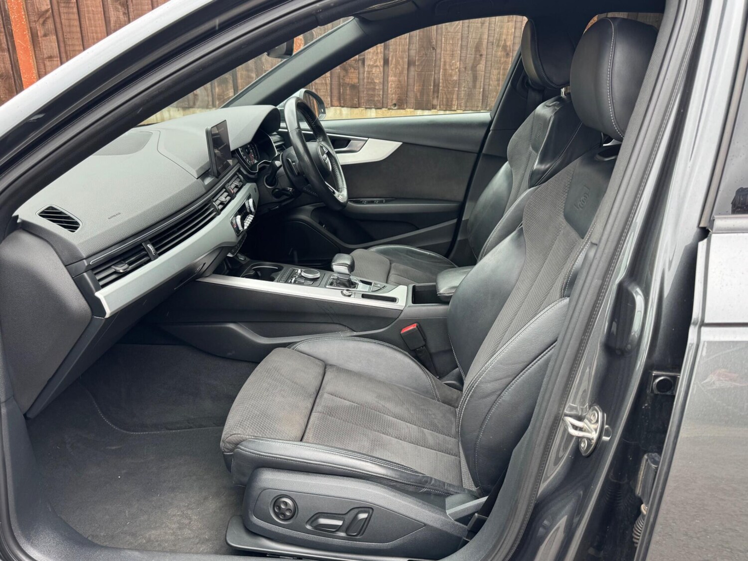 Used Audi A4 2018 for sale - 77939781: Photo 27