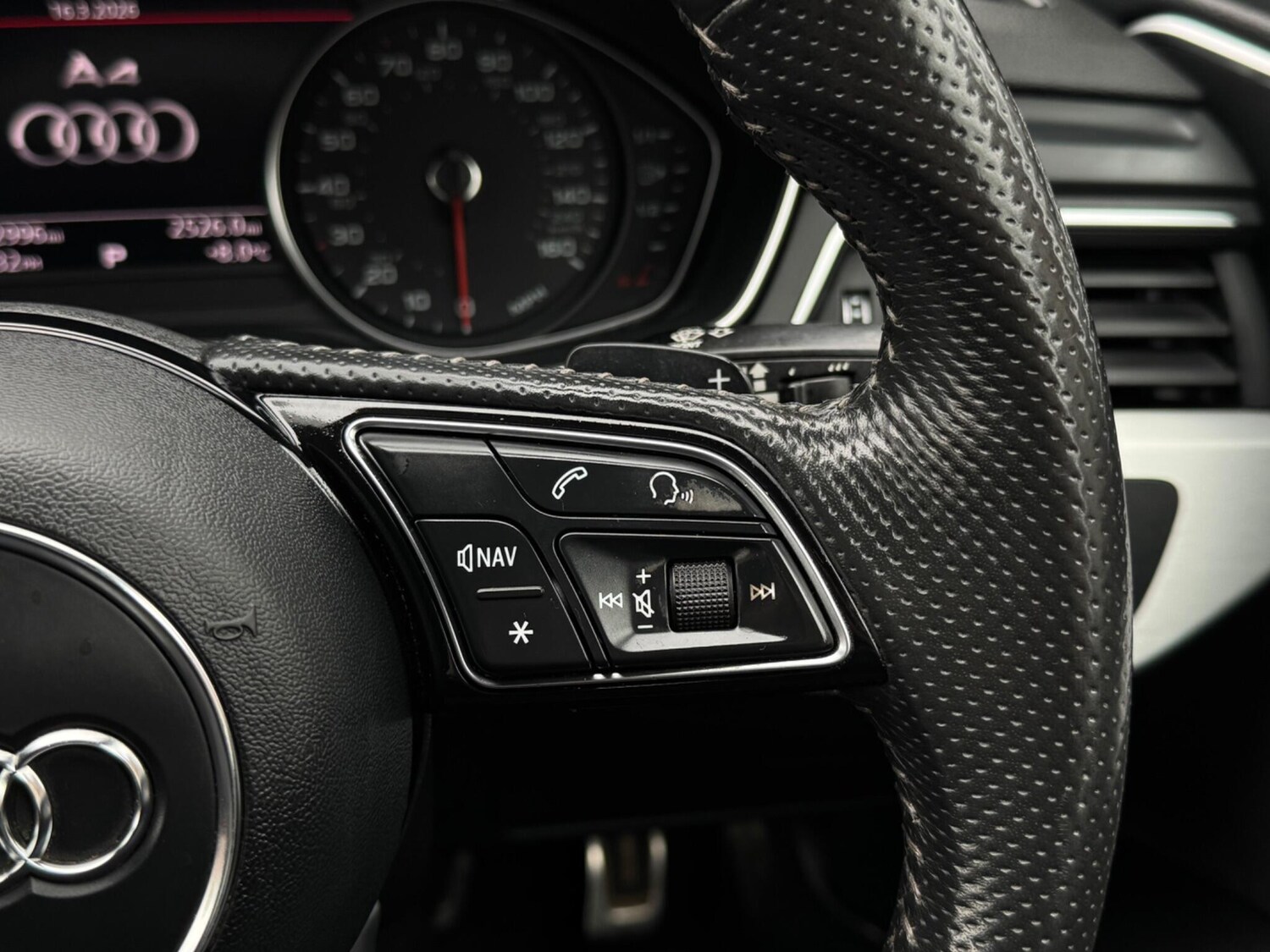 Used Audi A4 2018 for sale - 77939781: Photo 36