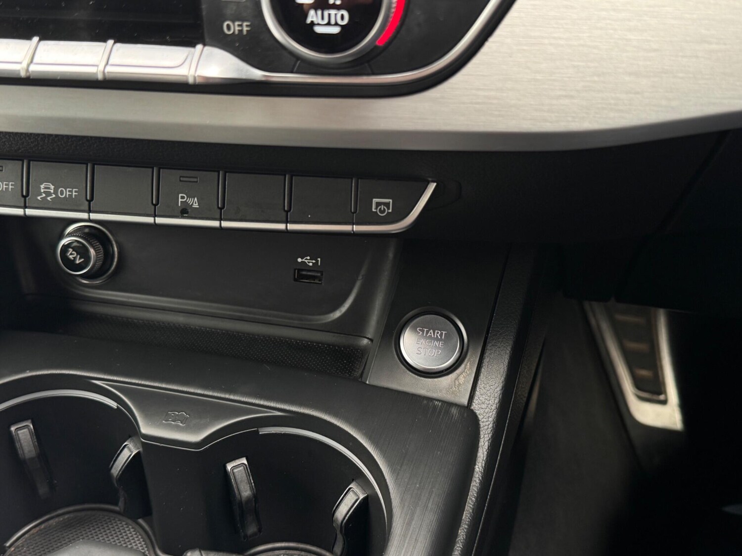 Used Audi A4 2018 for sale - 77939781: Photo 52