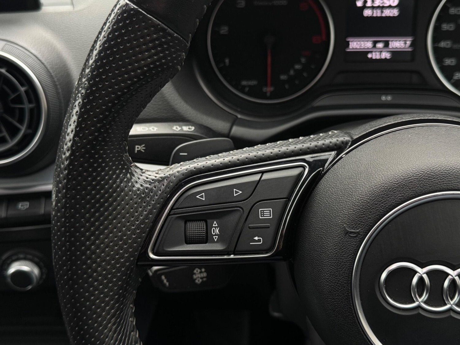 Used Audi Q2 2017 for sale - 76538484: Photo 38