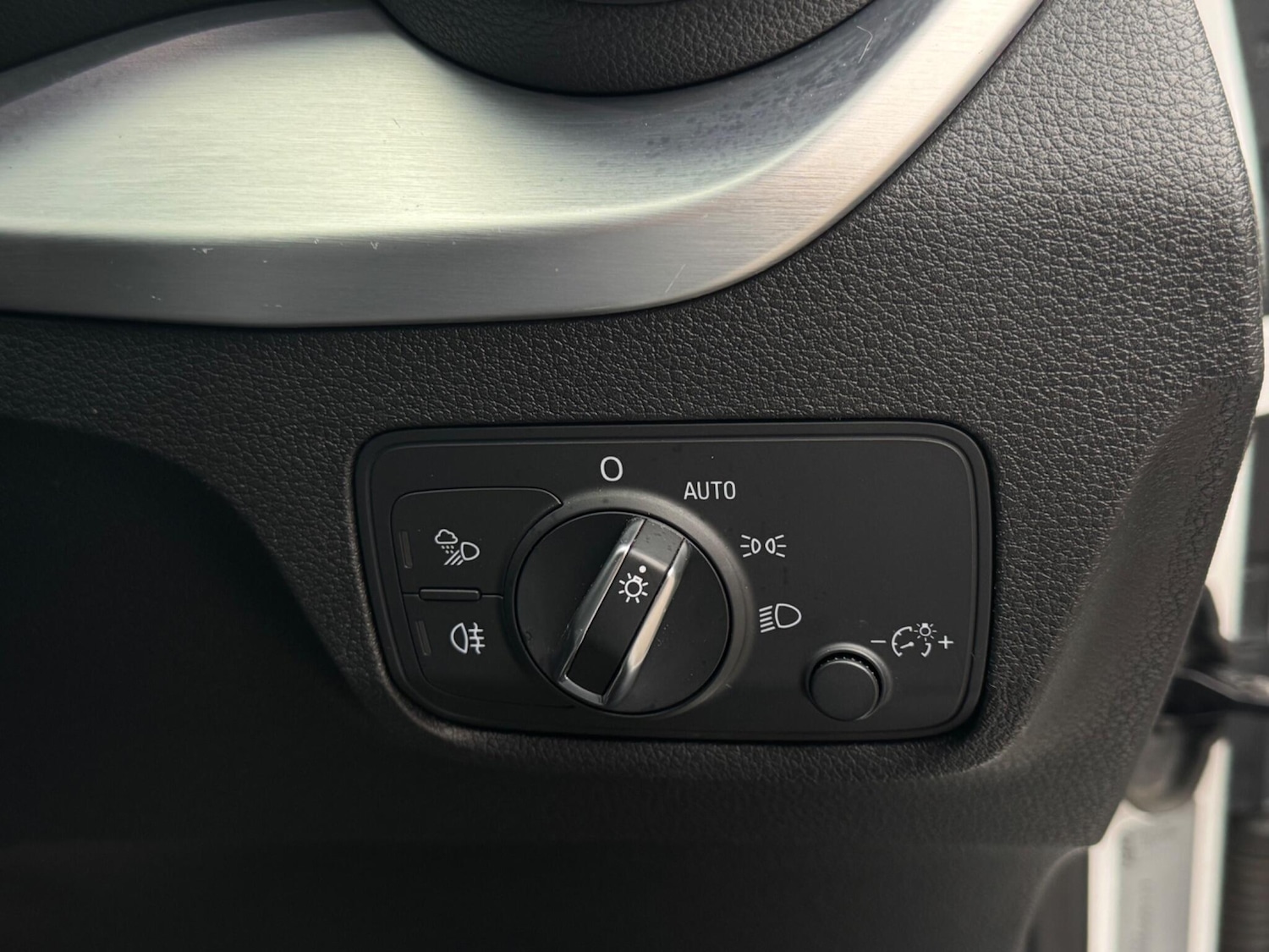 Used Audi Q2 2017 for sale - 76538484: Photo 53