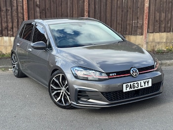 Used Volkswagen Golf 2015 for sale - 78516180: Photo