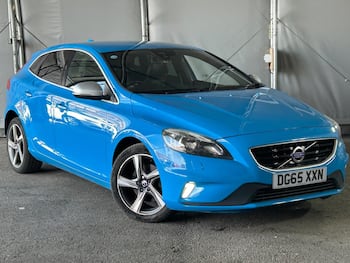 Used Volvo V40 2015 for sale - 79634706: Photo