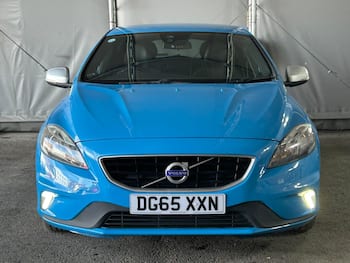 Used Volvo V40 2015 for sale - 79634706: Photo